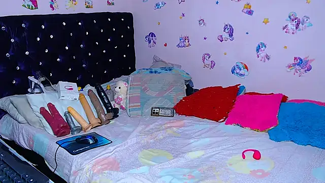 ShantalBlonde online show from November 4, 2:05 am