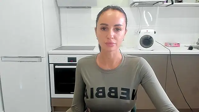 Snapshot of Your_Masha chatting on October 9, 7:56 am Your Masha online show from October 9, 7:56 am