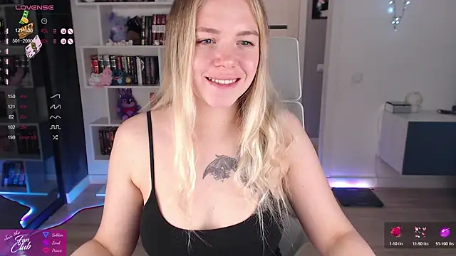 Emma Bryan online show from September 28, 9:31 pm