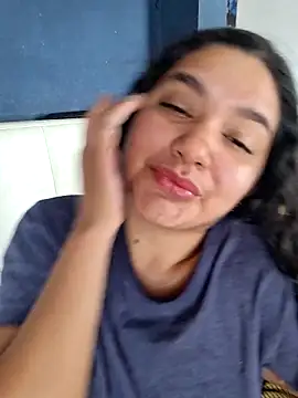 Snapshot of blerstefan1 chatting on October 2, 1:38 pm blerstefan1 online show from October 2, 1:38 pm
