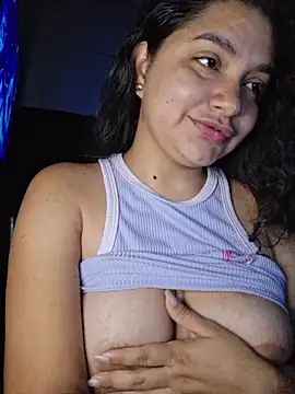 blerstefan1 online show from March 12, 8:39 am