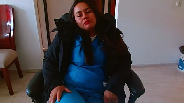 Ixchel Anaid online show from February 10, 6:22 pm