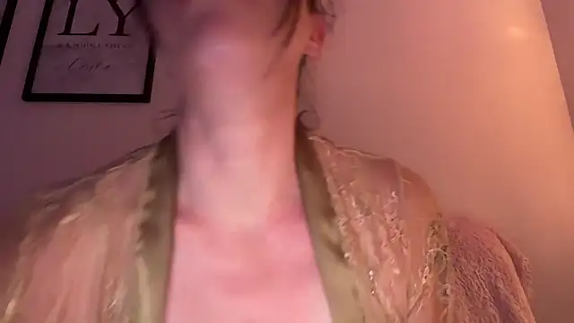 MuckyMILF online show from June 21, 10:14 pm
