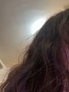 kalifornialove6669420 online show from April 25, 5:54 am