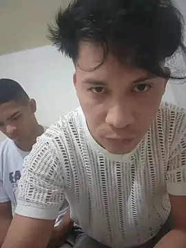 boyhot23x online show from July 17, 4:50 am