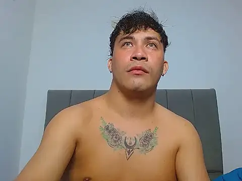 boyhot23x online show from July 25, 5:36 am