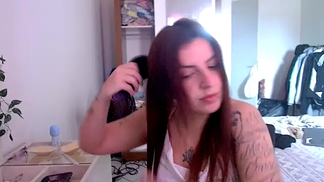 chelbyy online show from October 3, 2:55 pm