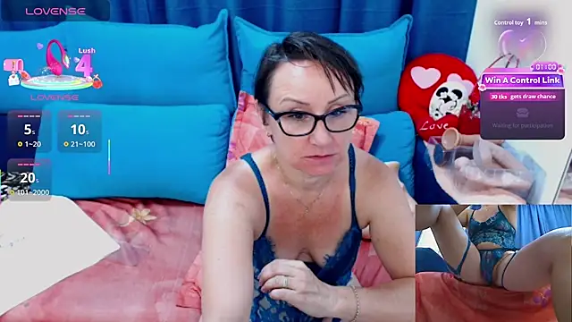 SexyNicolleX online show from June 26, 5:52 am