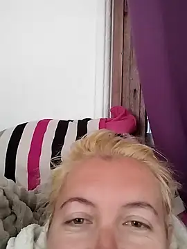 Mllesha74000 online show from September 12, 2:46 pm