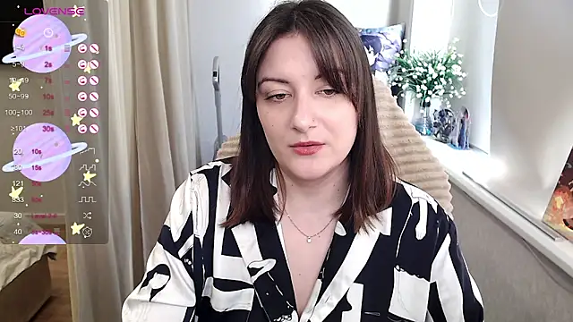 Snapshot of elise_sweet chatting on September 26, 2:53 am elise sweet online show from September 26, 2:53 am