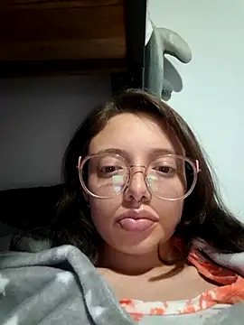 linda-schmidt online show from June 15, 2:34 am