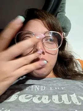 linda-schmidt online show from April 14, 2:00 am