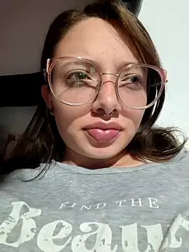 linda-schmidt online show from July 18, 4:49 am