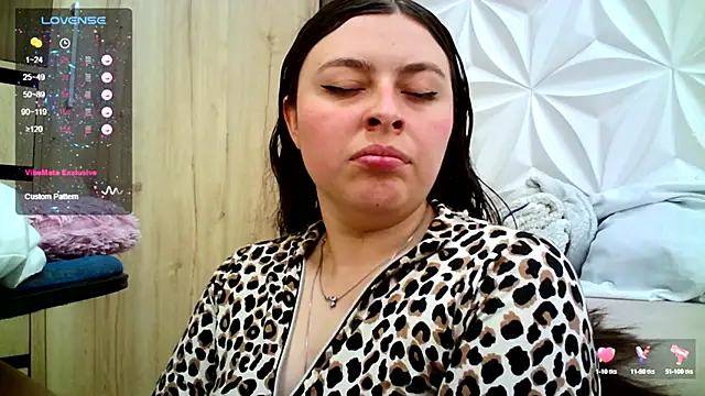 jerryandjessica online show from September 15, 9:33 pm