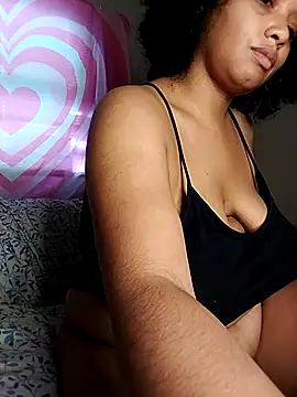 Snapshot of TasteeKitty chatting on September 29, 4:56 pm TasteeKitty online show from September 29, 4:56 pm