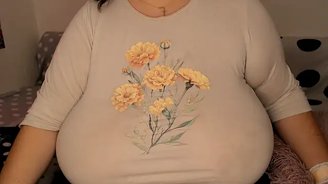 SenzualHotM online show from December 1, 11:25 am