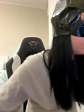 CallMeAngelica online show from December 16, 9:15 am