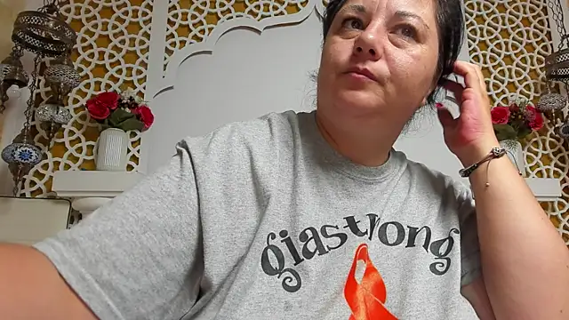 AleshaArabian online show from September 15, 2:31 am