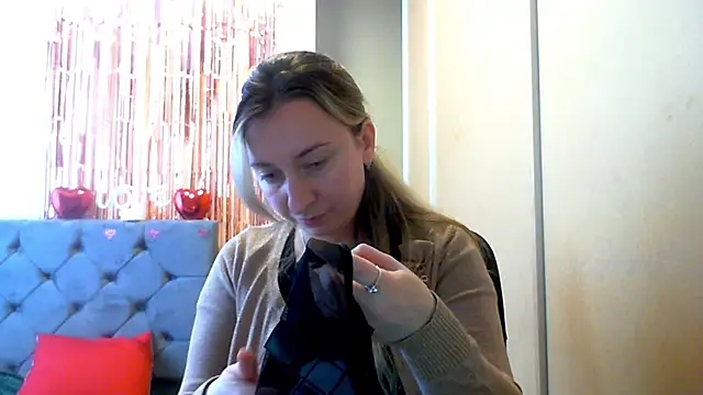 SusanCurt online show from February 28, 11:31 am