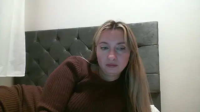 SusanCurt online show from November 22, 4:20 pm