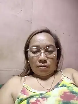 asianwet4u online show from November 27, 8:50 am