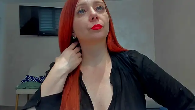 emilianna666 online show from April 13, 9:43 am