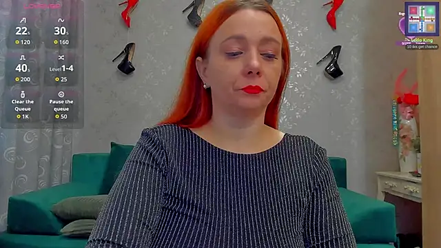 Snapshot of emilianna666 chatting on September 29, 8:30 am emilianna666 online show from September 29, 8:30 am