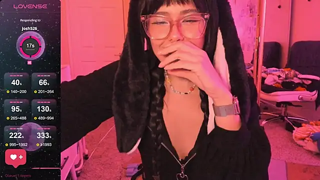 Snapshot of Evie-Luna chatting on September 26, 2:42 am Evie-Luna online show from September 26, 2:42 am