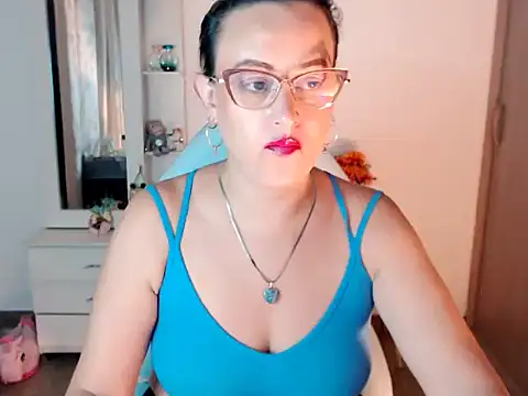 Snapshot of BOREAL_MOON chatting on October 18, 11:39 pm BOREAL MOON online show from October 18, 11:39 pm