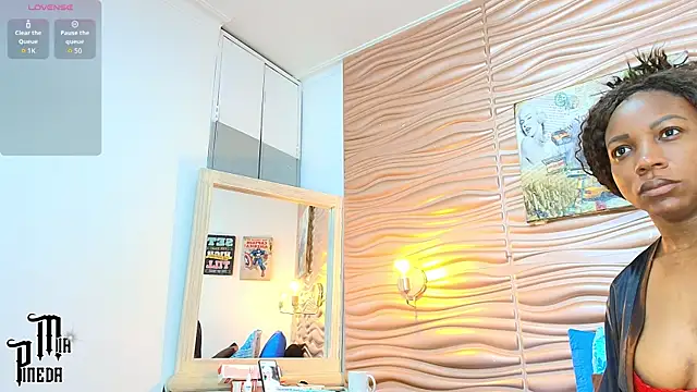 Snapshot of mia_pineda chatting on September 8, 8:19 pm mia pineda online show from September 8, 8:19 pm