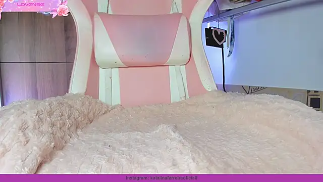 Snapshot of KataFerreira777 chatting on September 23, 2:21 am KataFerreira777 online show from September 23, 2:21 am