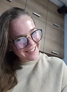 Snapshot of KellyKleine chatting on October 11, 3:26 pm KellyKleine online show from October 11, 3:26 pm