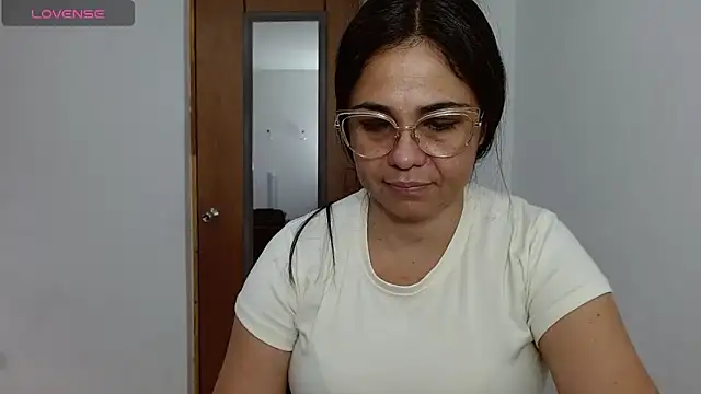 selena ferri online show from March 8, 9:51 pm