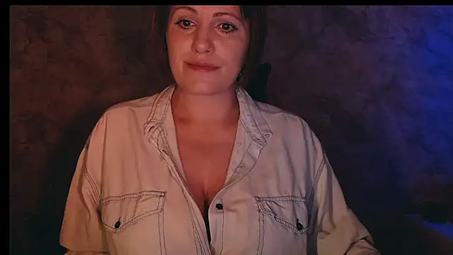 Snapshot of _letty_ chatting on September 27, 11:12 pm letty online show from September 27, 11:12 pm