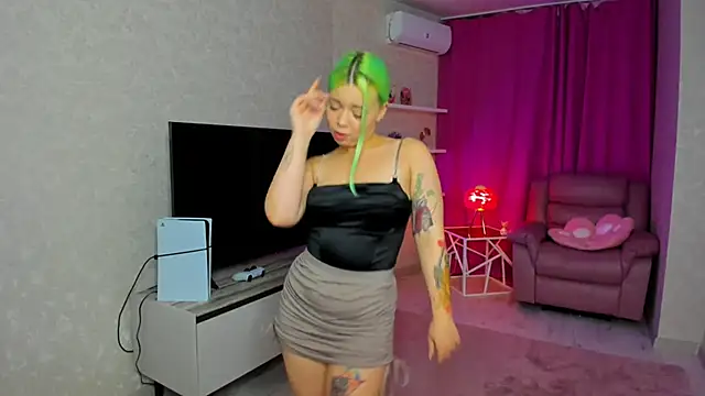 EnergyBunny 1 online show from February 11, 8:21 pm