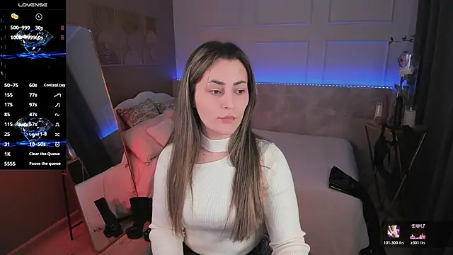 KylieMellow online show from April 16, 5:30 am