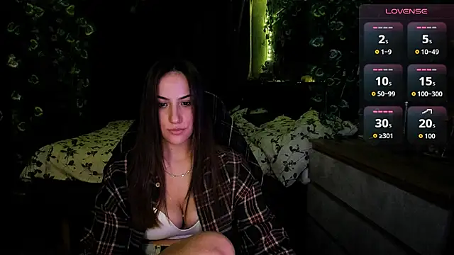 Snapshot of Selbi_Paine chatting on September 15, 3:59 am Selbi Paine online show from September 15, 3:59 am