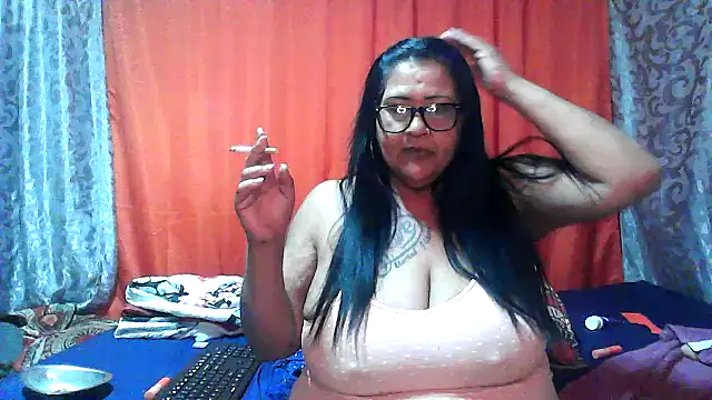 Snapshot of boobynatz chatting on September 23, 12:03 pm boobynatz online show from September 23, 12:03 pm