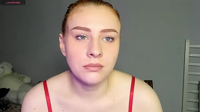 KindKristy online show from April 19, 5:18 am