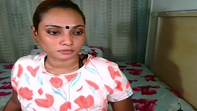 Snapshot of sexyindianchic chatting on September 16, 1:35 am sexyindianchic online show from September 16, 1:35 am