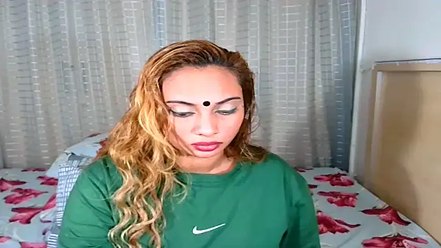 Snapshot of sexyindianchic chatting on September 12, 5:09 pm sexyindianchic online show from September 12, 5:09 pm