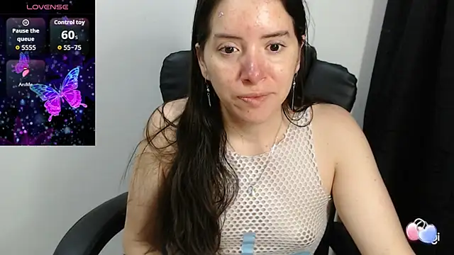 spicey latina online show from October 17, 1:47 pm