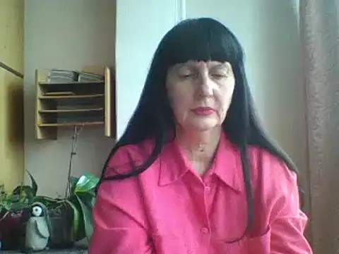 MelanyBanks online show from December 2, 9:10 am