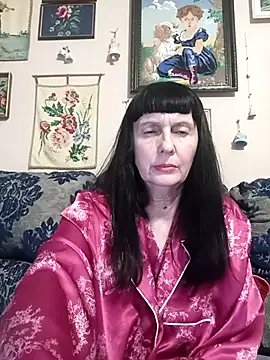 MelanyBanks online show from April 3, 4:38 pm