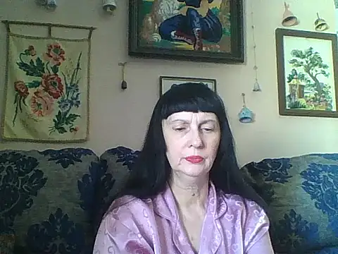 MelanyBanks online show from April 6, 8:04 am