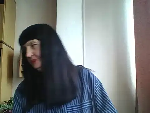 MelanyBanks online show from October 3, 12:21 pm