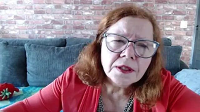 Adelewildx online show from October 18, 11:24 am