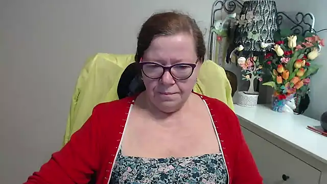 Adelewildx online show from March 23, 4:18 am