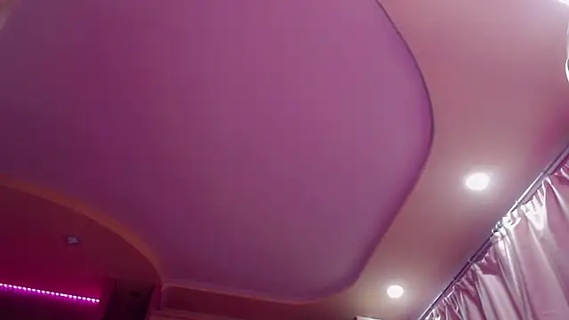 AnnieGOld  online show from September 13, 10:51 pm