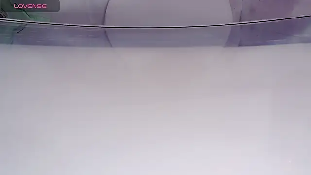 AnnieGOld  online show from October 20, 7:06 pm